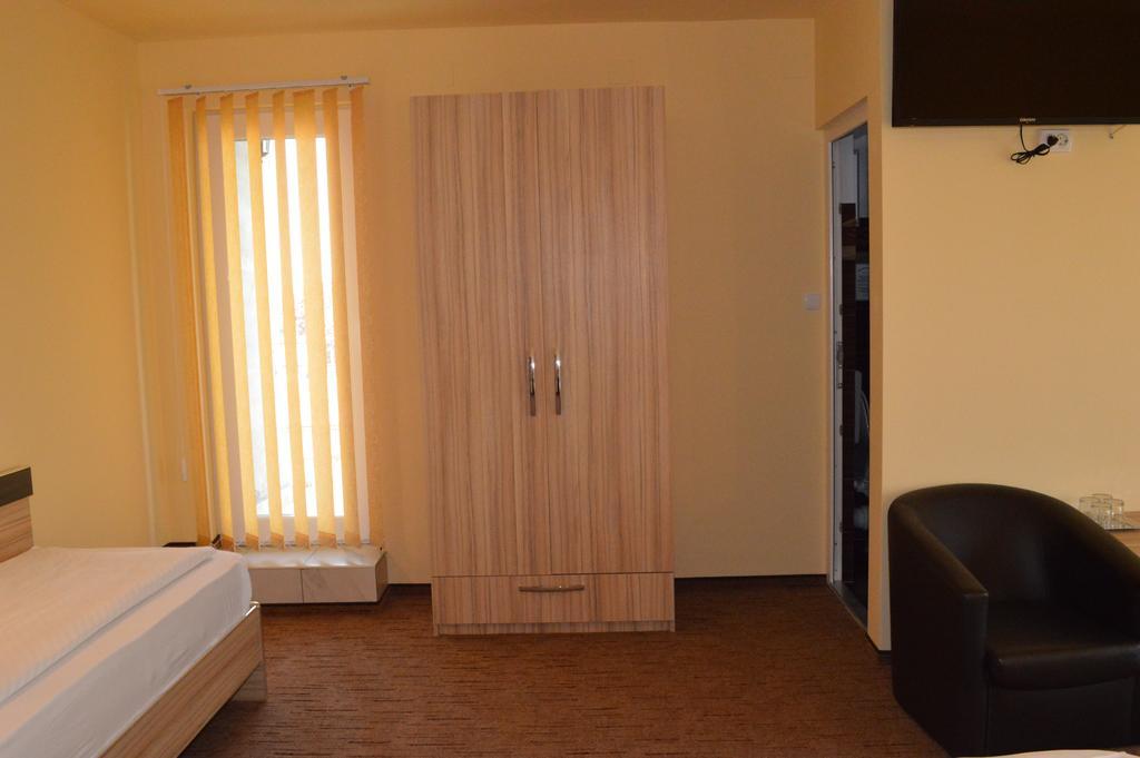 Pensiunea Beverly Hills Băile Felix Extérieur photo