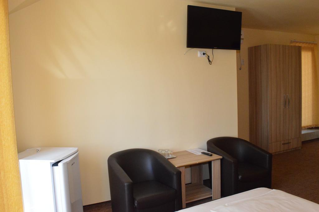 Pensiunea Beverly Hills Băile Felix Extérieur photo
