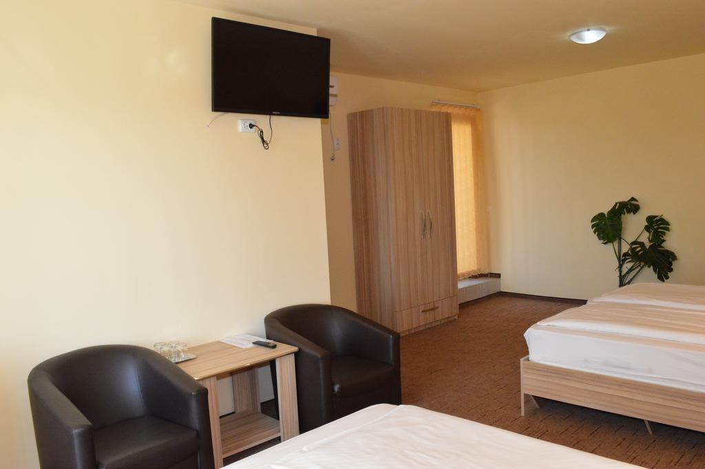 Pensiunea Beverly Hills Băile Felix Extérieur photo
