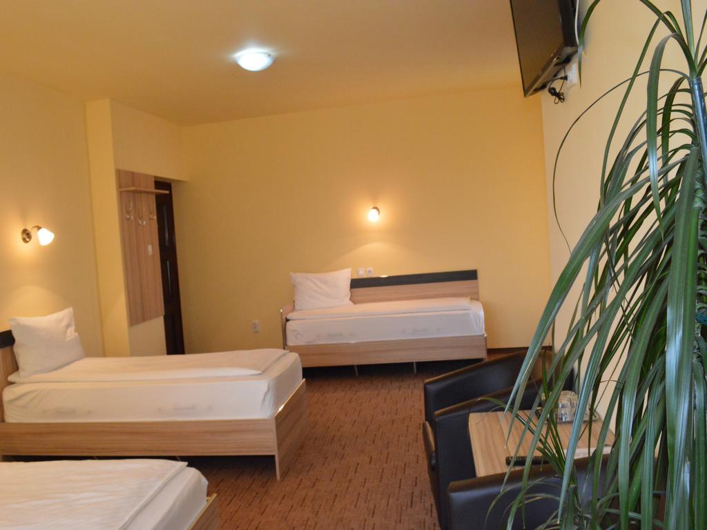 Pensiunea Beverly Hills Băile Felix Extérieur photo