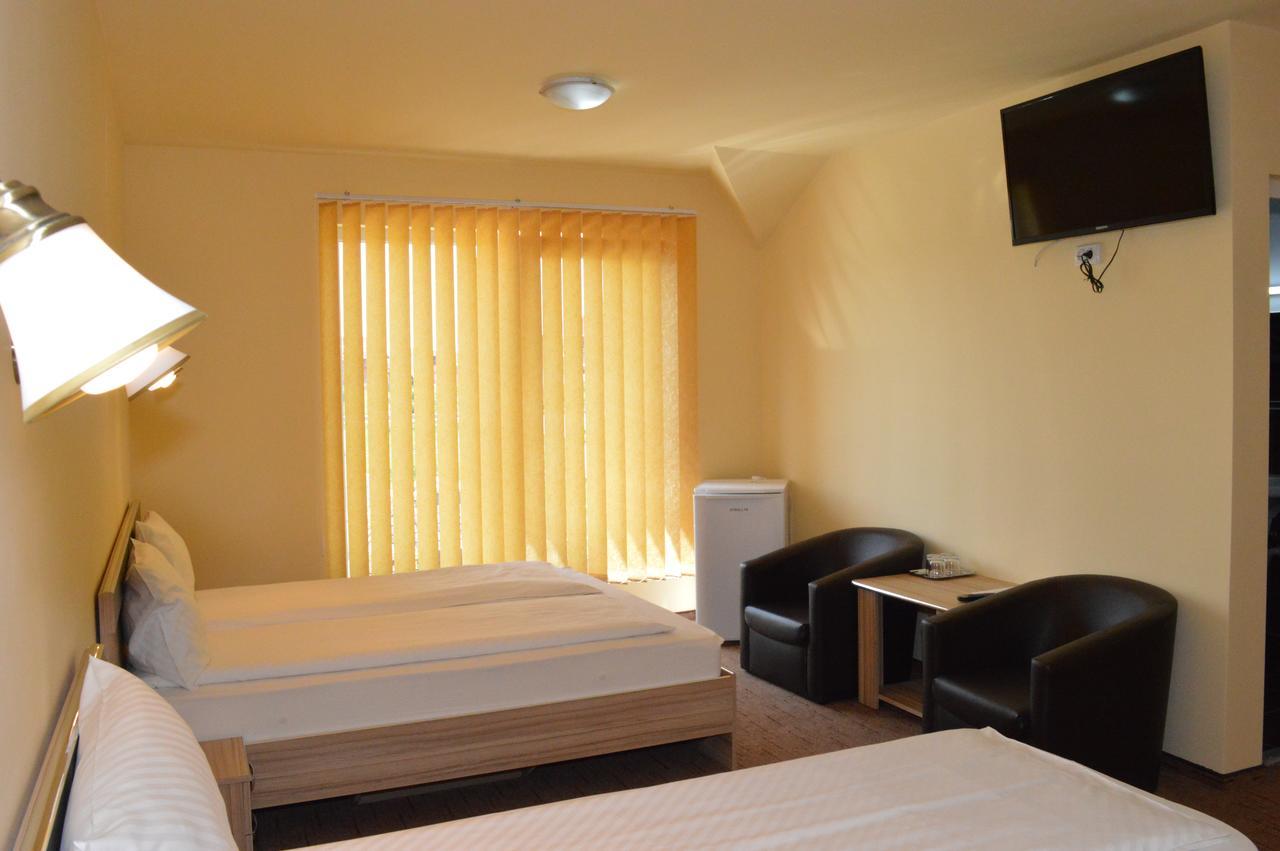 Pensiunea Beverly Hills Băile Felix Extérieur photo