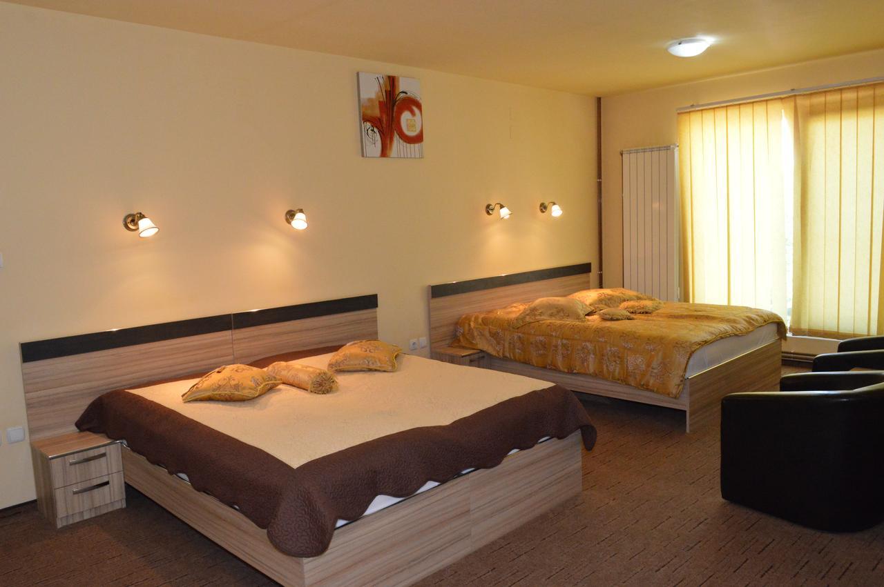 Pensiunea Beverly Hills Băile Felix Extérieur photo